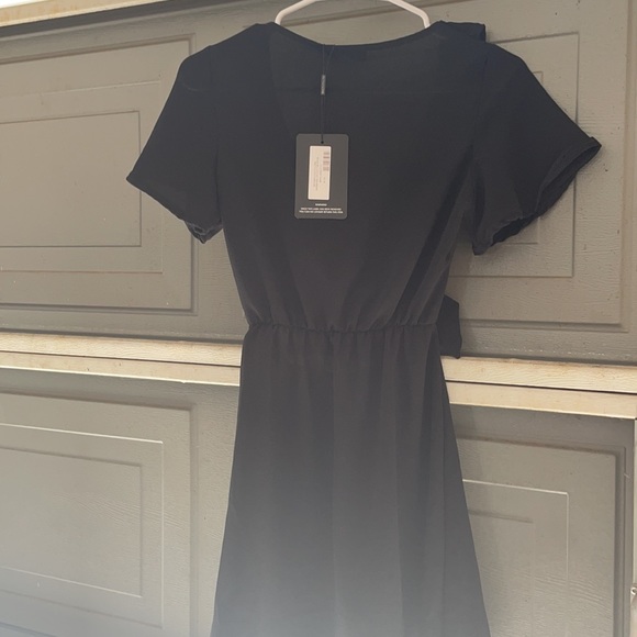 Black day dress - Picture 6 of 6